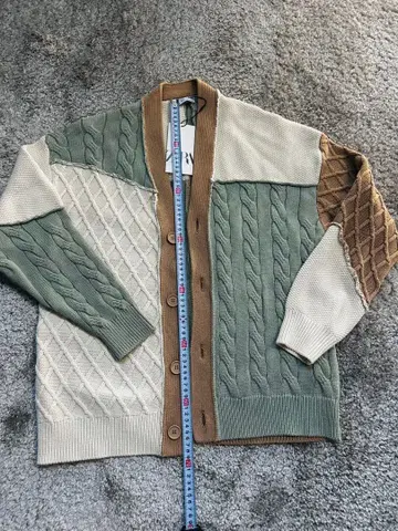 ZARA M 사이즈 케이블 니트 가디건