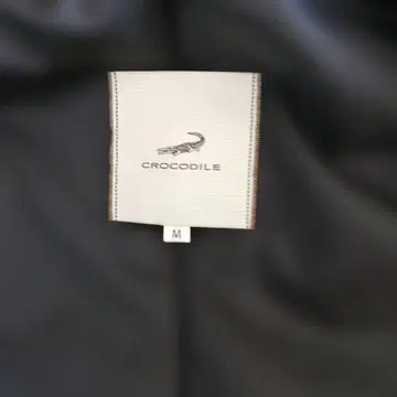 블랙 다운 자켓 후드 부착