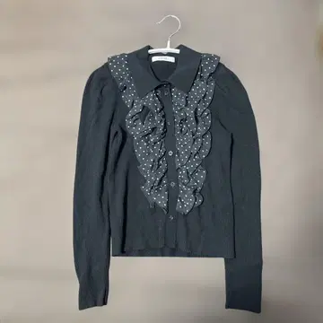 SNIDEL 프릴 긴팔 풀오버 블랙