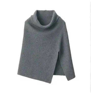 목의 까슬거림을 억제한 메리노울 혼방 판초