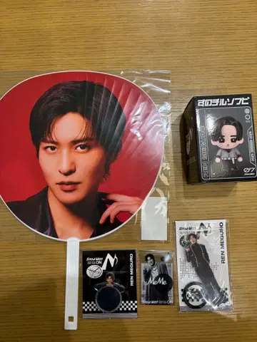 Snow Man 부채 세트 (빨간색 화이트)