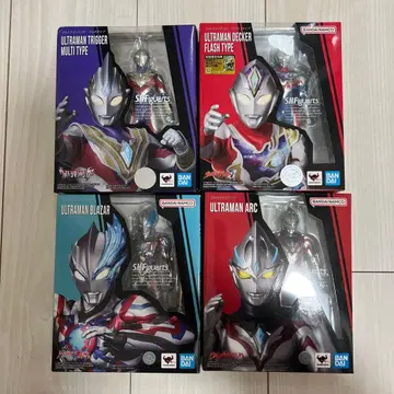 S.H.Figuarts 울트라맨 트리거/데커/블레이저/아크