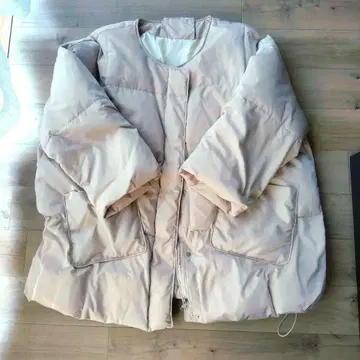 베이지 오버 사이즈 다운 자켓