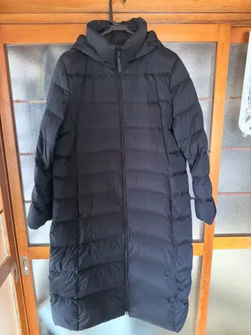 UNIQLO 울트라 라이트 롱 다운 코트
