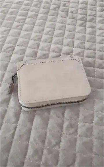 아이보리 코인 케이스 가죽풍