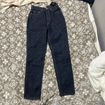 새상품 MOUSSY IBM JEANS 다크 데님 스트레이트
