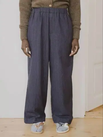 baserange Claude pants purple