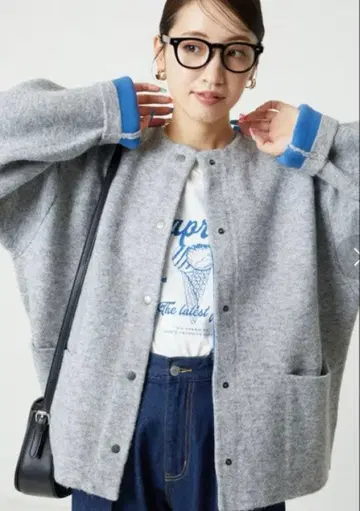 프릭스스토어 배색 스냅 니트 가디건