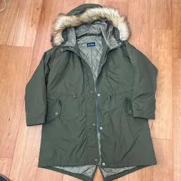 [ 이스트 보이 ] 올리브색 퍼 달린 모즈 코트