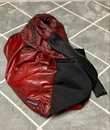 가격 인하 Patagonia 숄더백 빨간색