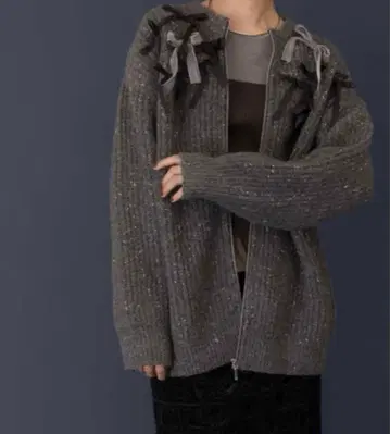 Eimee Law 에이미 로우 랜덤 리본 라메 네프 ZIP 가디건