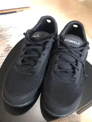 Skechers GO WALK 블랙 스니커즈 US10/28.0cm