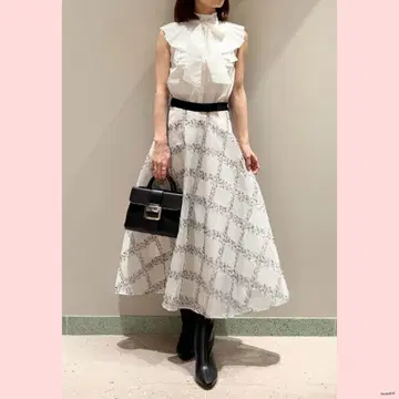 새상품급 정품! 스나이델 프린지 JQD 스커트 플레어 스커트 겨울 화이트