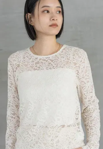 Apartby 화이트 레이스 긴팔 상의