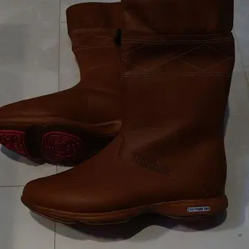Reebok 브라운 부츠 합성 피혁
