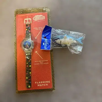 [ USJ ] 플래싱 워치와 상어 키링 세트
