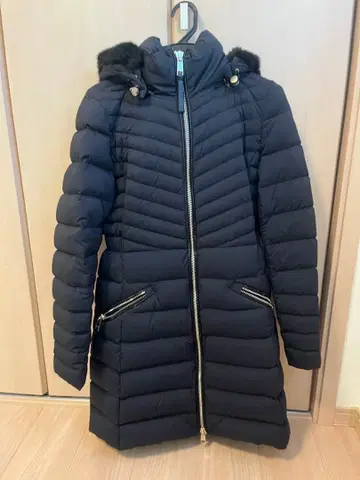 TOMMY HILFIGER 블랙 다운 자켓 S