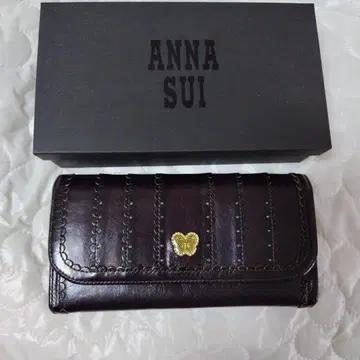 중고품 안나수이 장지갑