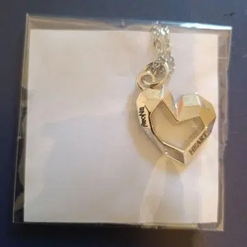 ReoNa LIVE HEART 굿즈 목걸이