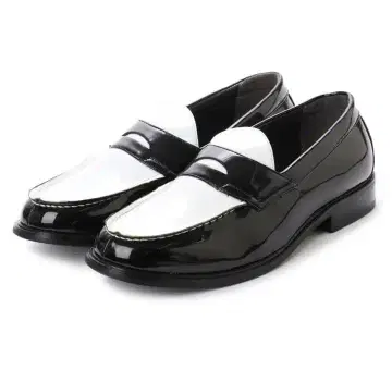 미사용품 LASSU&FRISS 블랙 화이트 콤비 로퍼