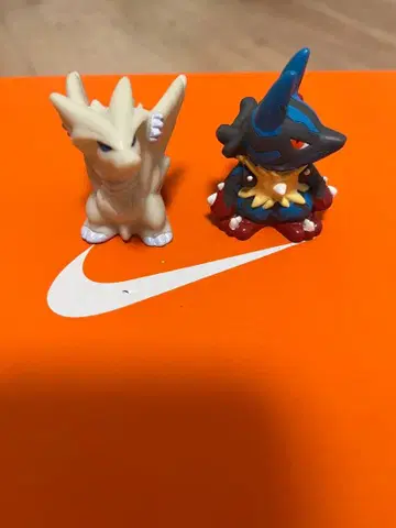 포켓몬 포켓몬스터 캐릭터 손가락 인형 레시라무 메가 루카리오 소프트 비닐