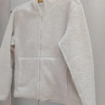 화이트 플리스 자켓 사이드 포켓 포함