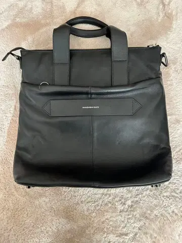 MANDARINA DUCK 블랙 가죽 토트백