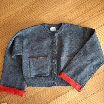 LIAN 그레이 포켓 부착 가디건