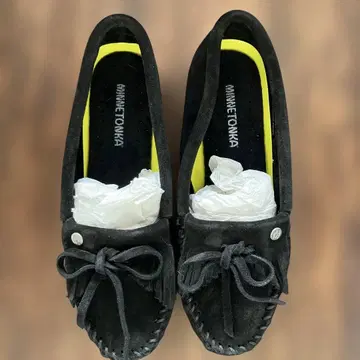 MINNETONKA 블랙 모카신