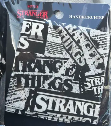 Stranger Things 로고 손수건
