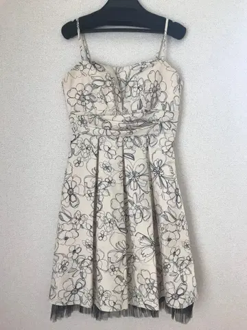 [ 꽃무늬 스트랩 드레스 ]