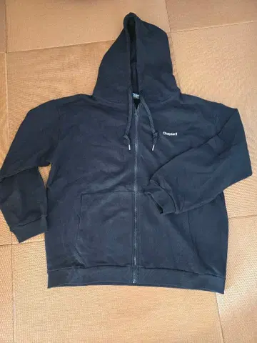 Chapter II 블랙 후드 부착 집업 후드티