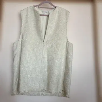 ICB 아이보리 V넥 슬리브리스 베스트