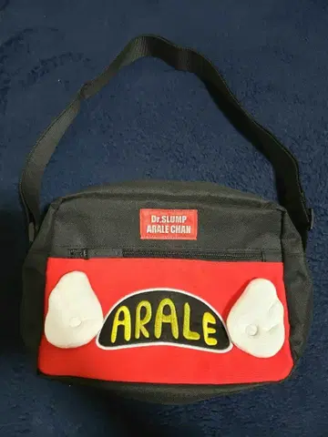 닥터 슬럼프 아라레짱 미니 숄더 숄더백