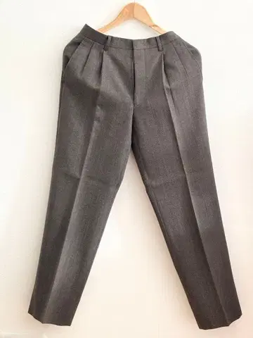 그레이 플리츠 슬랙스 울 혼방