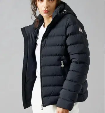 새상품급 PYRENEX 후드 부착 다운 자켓 36 블랙