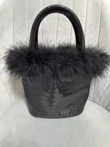 theVirgins croco vanity bag