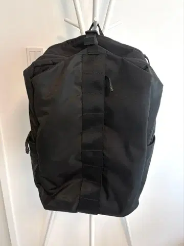 BRIEFING x whitemountaineering 어반 헬스장 팩