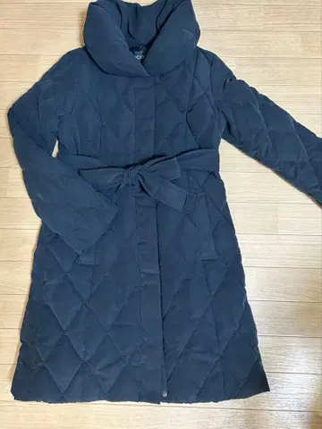 비키 다운 코트