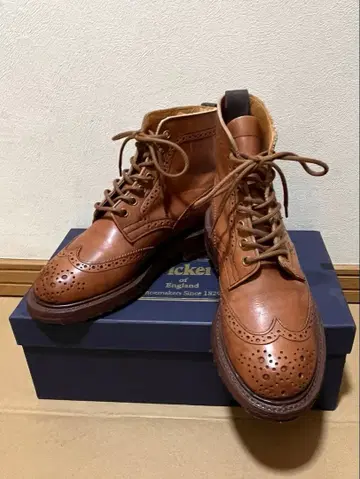 트리커스 몰튼 UK4