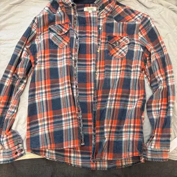 체크 무늬 플란넬 셔츠