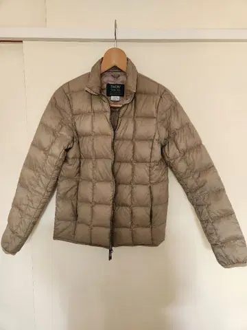 TAION 경량 다운 자켓 베이지 수납 봉투 포함 스탠드 카라