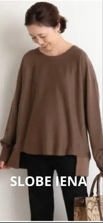 택 포함 미사용 [ SLOBE IENA ] 쭈리 크루넥 풀오버 맨투맨