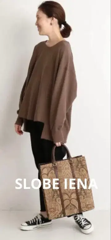 택 포함 미사용 [ SLOBE IENA ] 쭈리 크루넥 풀오버 맨투맨