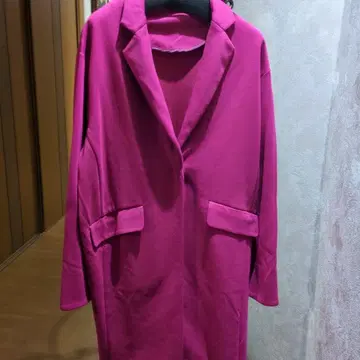 우메미야 안나 핑크 롱 코트 테일러 칼라 옷깃