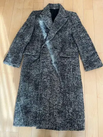 헤링본 무늬 롱 코트