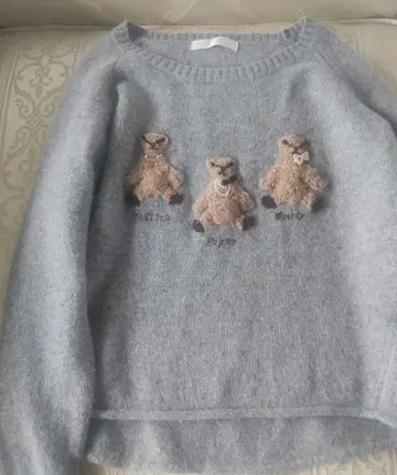 유니버셜 뮤즈 테디베어 니트