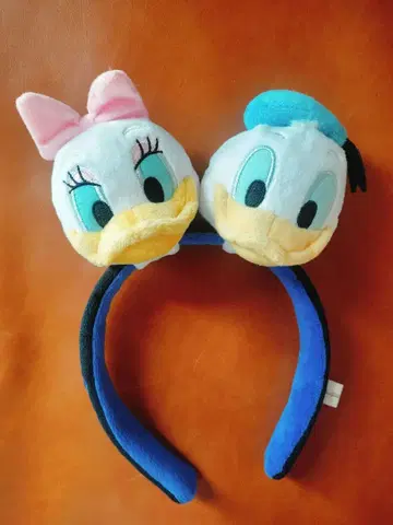 도널드 덕과 데이지 덕의 머리띠