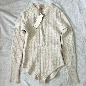 새상품 BACCA 바카 아이보리 케이블 니트 스웨터 캐시미어 혼방