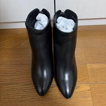 [주말 한정판] La Totarite 백 지퍼 부츠